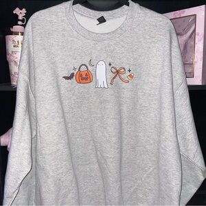 halloween grey XL crewneck
